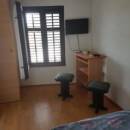 公寓 Apartman