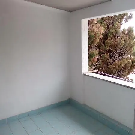Apartman *
